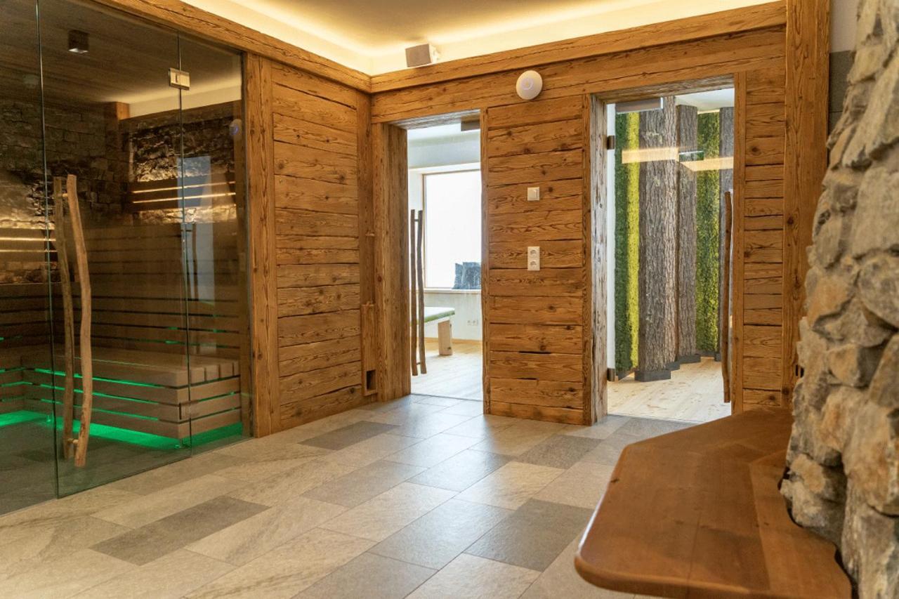 Weberstube Weberhaus Zollhaus Zollstoeckl Apartman Obertilliach Kültér fotó