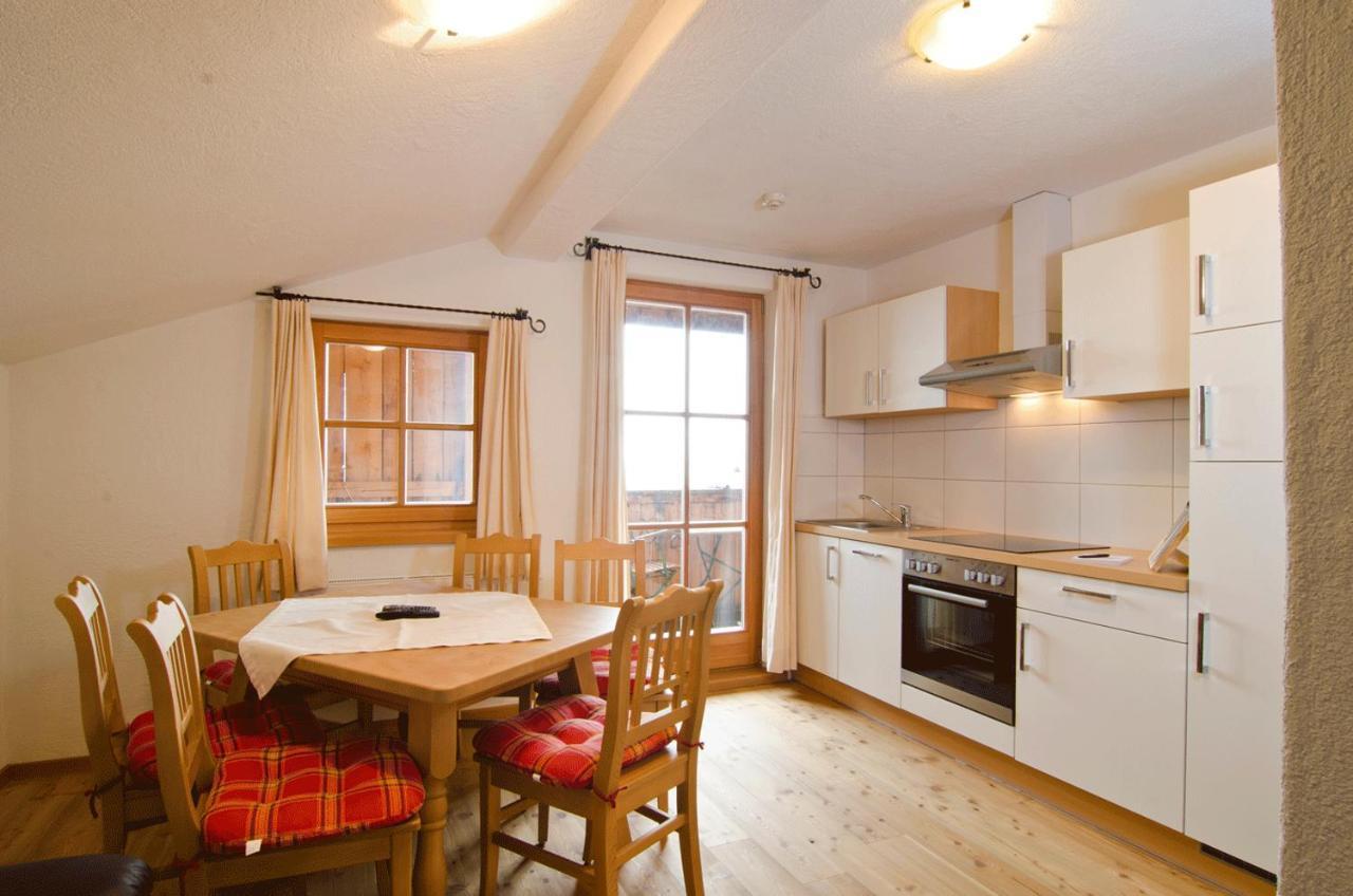 Weberstube Weberhaus Zollhaus Zollstoeckl Apartman Obertilliach Kültér fotó